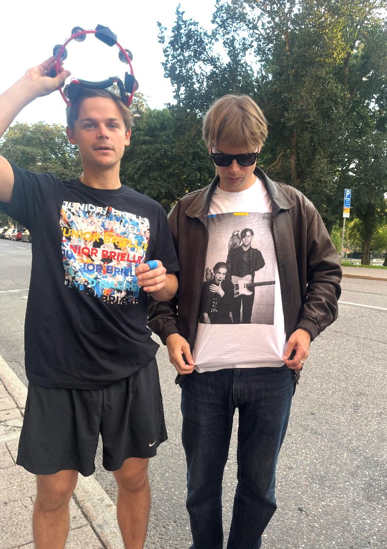 Logo Tee